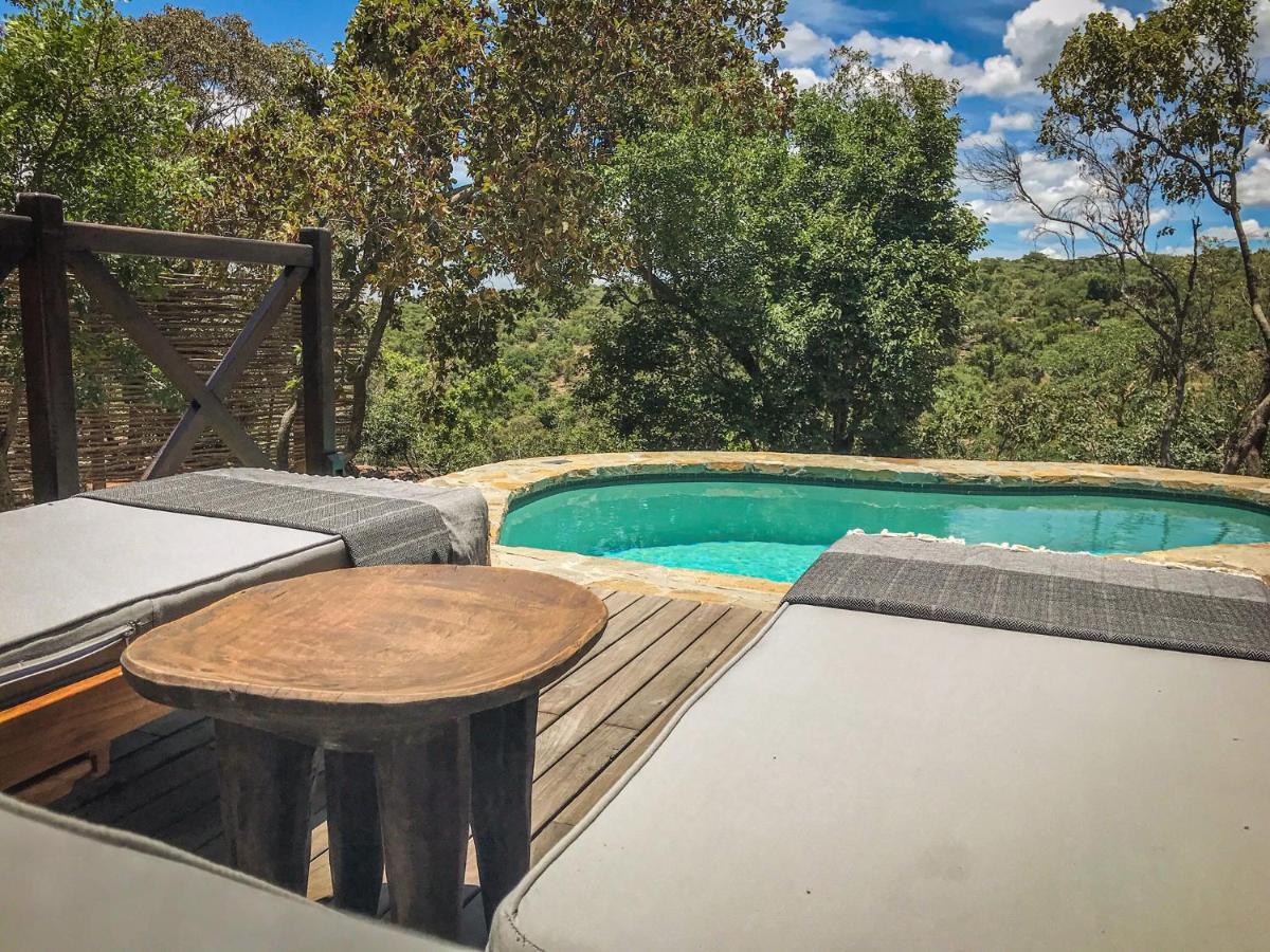 Laluka Safari Lodge - Riserva Naturale di Welgevonden Esterno foto