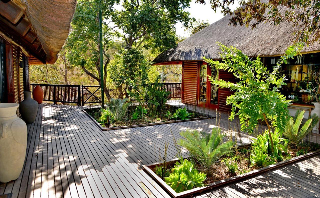 Laluka Safari Lodge - Riserva Naturale di Welgevonden Esterno foto